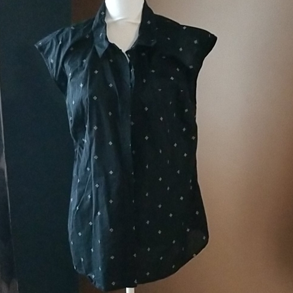 Merona Tops - FINAL SALE Merona button down top - Sz XL